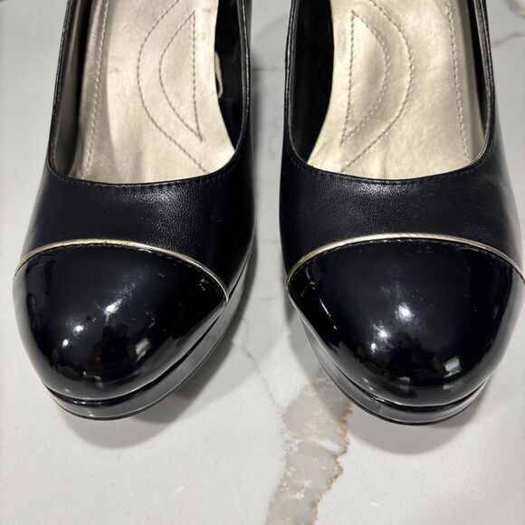 Tahari | Women’s Black Platform Contrast Leather Pump ‘Laurie’ - Picture 3 of 10